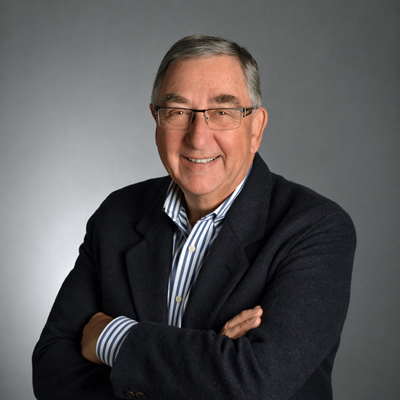 David-Eisenstadt_Headshot-(grey-backgound-square).png